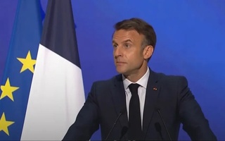 Macron urged to agree on a plan for a "massive defense" of Europe