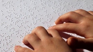 Конституциямиз – Брайл алифбосида