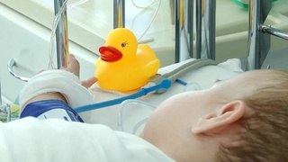 Массовое отравление детей дошкольного и школьного возраста в Чусте изучают органы Генпрокуратуры