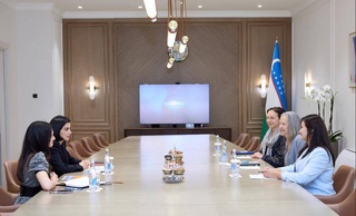 Саида Мирзиёева бо бунёдгузори ҳаракати ҷаҳонии таълимӣ Teach For All мулоқот анҷом дод