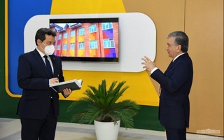 Шавкат Мирзиёев: эртага ижтимоий муаммоларни бартараф этишга сарфланадиган маблағни бугун мактабларга беришимиз керак