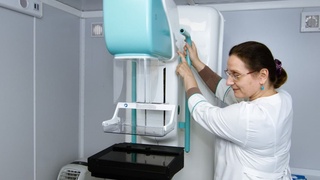 Andijonga zamonaviy raqamli mobil mammograf apparati olib kelindi