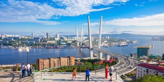 Владивостокта туризм ҳәм аймақлараралық бирге ислесиўди раўажландырыў бойынша сөйлесиўлер болып өтти