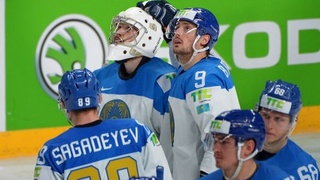 Хоккеисты Казахстана не вышли в плей-офф чемпионата мира