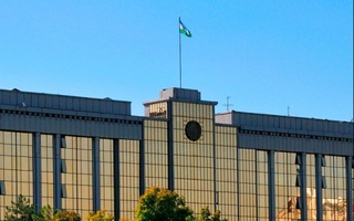 Вазирлар Маҳкамасида котибият мудири тайинланди