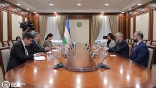 Сенатда Европа тикланиш ва тараққиёт банки директори ўринбосари билан учрашув бўлиб ўтди