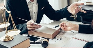 Ma’muriy hujjat va ma’muriy akt tushunchalari bir ma’noni anglatadimi?