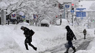 Yaponiyada qariyb bir haftadan beri qor