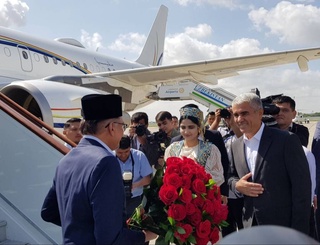 Malayziya Bosh vaziri Anvar Ibrohim Buxoroda