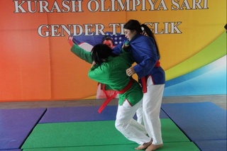 Oʻzbekistonda qancha ayol kurash sporti bilan shugʻullanmoqda?