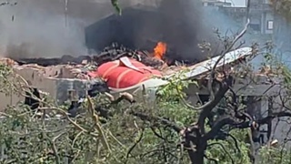 Times Now: Ҳиндистонда самолётнинг қулаб тушиши оқибатида 110 киши ҳалок бўлди