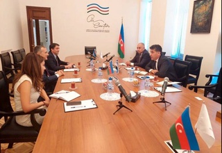Первый замдиректора ИСМИ Акрамжон Неъматов провел ряд встреч в ведущих «мозговых центрах» Азербайджана