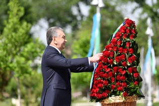 Мемлекет басшысы Жеңіс саябағына барды