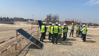 Умумий қуввати 100 мегаватт бўлган қуёш фотоэлектр станцияси сентябрь ойида ишга туширилади