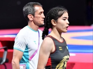 Актенге Кеунимжаева эркин ва аёллар кураши бўйича халқаро турнирда совриндор бўлди