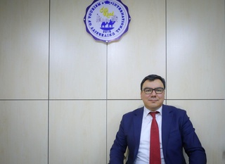 Азиз Абдуҳакимов “Ипак йўли” ХТУ талабалари ва уларнинг ота-оналарига мурожаат қилди