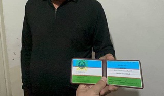 Kredit olish uchun bojxona xodimining soxta guvohnomasini tayyorlaganlar qoʻlga olindi