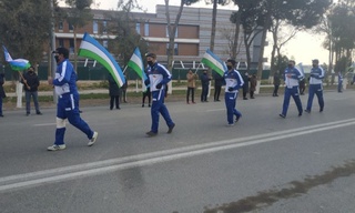 Cурхондарёлик ўқитувчилар 17 соатда 136 километрлик масофани босиб ўтиб, мамлакат рекордини янгилади