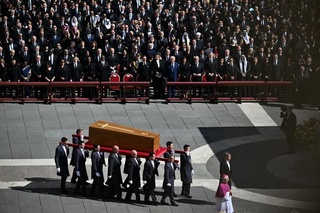 Rim papasining dafn marosimida Oʻzbekiston vakili – Sodiq Safoyev ishtirok etdi