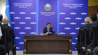 Tashqi ishlar vazirligida OAV vakillari bilan uchrashuv boʻlib oʻtdi