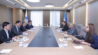 Министерство цифровых технологий и АБР обсудили развитие цифровой экономики и инфраструктуры