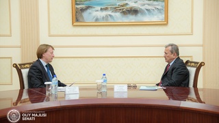 Состоялась встреча первого заместителя Председателя Сената Олий Мажлиса с известным российским политологом