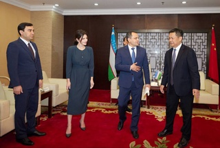 The leadership of the National Assembly of Uzbekistan met with the Deputy Minister of Human Resources and Social Security of the People's Republic of China