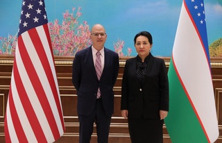 Сенат Раиси АҚШнинг мамлакатимиздаги янги элчиси билан учрашди