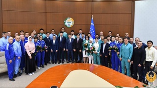 Состоялось награждение победителей и призеров чемпионатов мира и их наставников