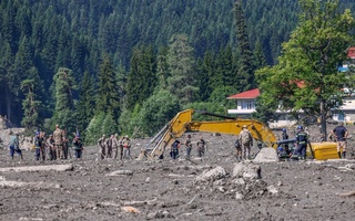 Грузиядаги ер кўчкиси қурбонлари сони 20 кишига етди