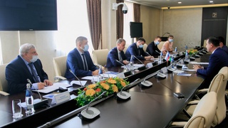 Генеральный консул Республики Узбекистан в Новосибирске провел встречу в главой администрации Барнаула