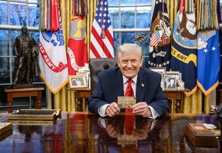 Трамп запустил программу «золотых виз» стоимостью $1 млн