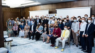 Ўзбекистонда АҚШдан 25 нафар инглиз тили эксперти келди