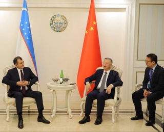 Муротжон Азимов бошчилигидаги делегация Хитойга ташриф буюрди 