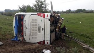 Қозоғистонда ўзбекистонликлар бўлган автобус ЙТҲга учради