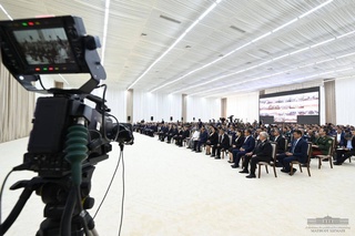 Келгуси йили Сурхондарёга 1,5 миллиард доллар инвестиция олиб келиш вазифаси қўйилди