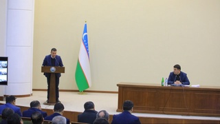 Тадбиркорни сўккан ҳокимга чора кўрилди