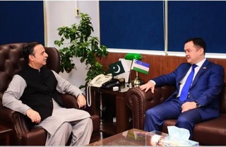 В Исламабаде обсуждены вопросы сотрудничества Узбекистана и Пакистана в сфере морского и наземного транспорта