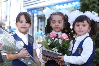 Yurtimiz umumtaʼlim maktablarida birinchi qoʻngʻiroq sadolari jarangladi