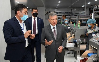 Президент “Global G.A.P.” халқаро сертификатига эга корхонада бўлди