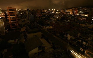 Эквадорда электр таъминоти бутунлай узилди