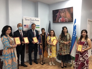 Нью-Йоркда Ўзбекистон савдо уйи очилди​