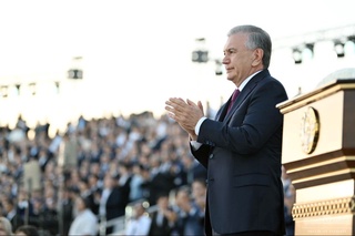 Давлатимиз раҳбари Ўзбекистоннинг барча ёшларига мурожаат қилди