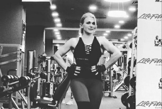 Oʻzbekistonlik bodibilding boʻyicha Osiyo va jahon chempioni Alena Nurayeva vafot etdi