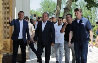 UzAuto Асакадаги Хожа Абдуллоҳ Туғдор мақбарасини тиклади