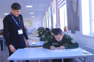 Мудофаа вазирлиги қўшинларида имтиёзли тавсияномаларни олиш учун тест синовлари бошланди