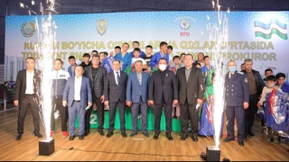 Чемпион мира Абдулла Тангриев вручал медали победителям турнира по курашу на Кубок прокурора Юнусабадского района