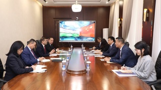 Хитой жарроҳлари Ўзбекистонда юрагида нуқсони бор 500 нафар болани операция қилиши мумкин