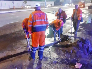 Тошкент ҳокимлиги кўчаларни сув босишининг сабабини айтди