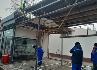 Учтепада ноқонуний эгалланган ер майдони бартараф этилди